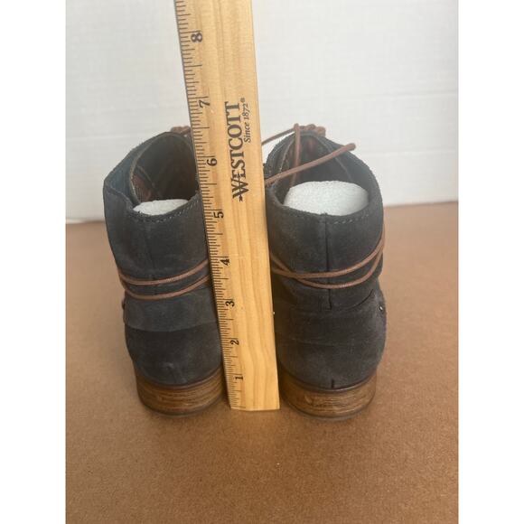 Earth Boone Navy Blue Gray Suede Lace Up and Zip Ankle Bootie Comfort Boots 7.5 - Picture 8 of 13